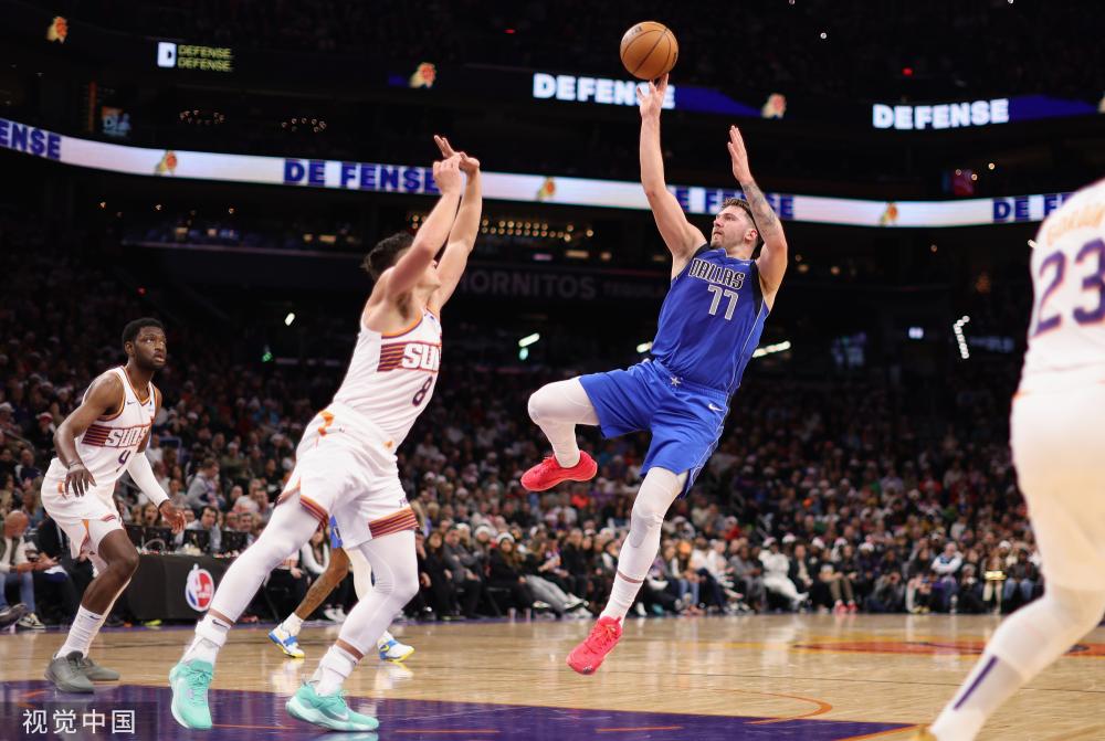 转会市场的 转会市场的