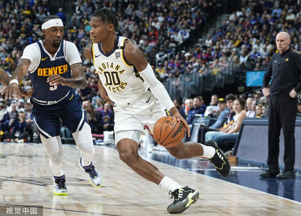 在当今足球 在当今足球