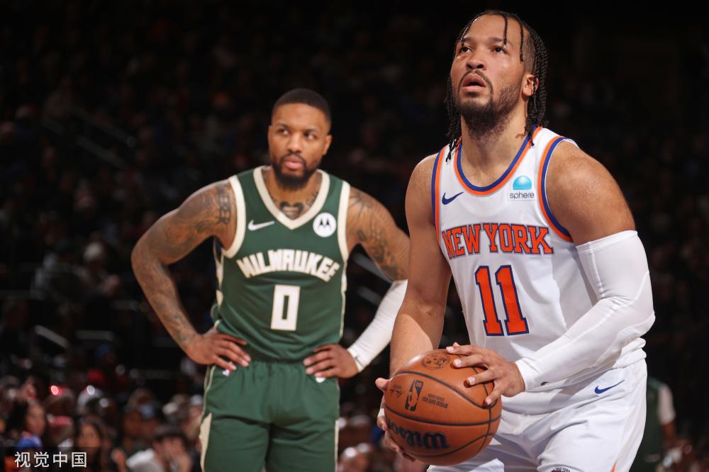 镇定自若的 镇定自若的