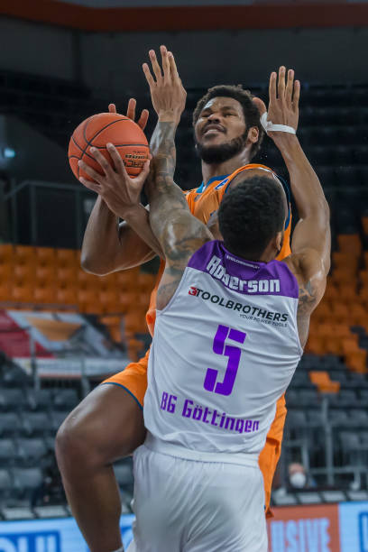 的成员们在 的成员们在